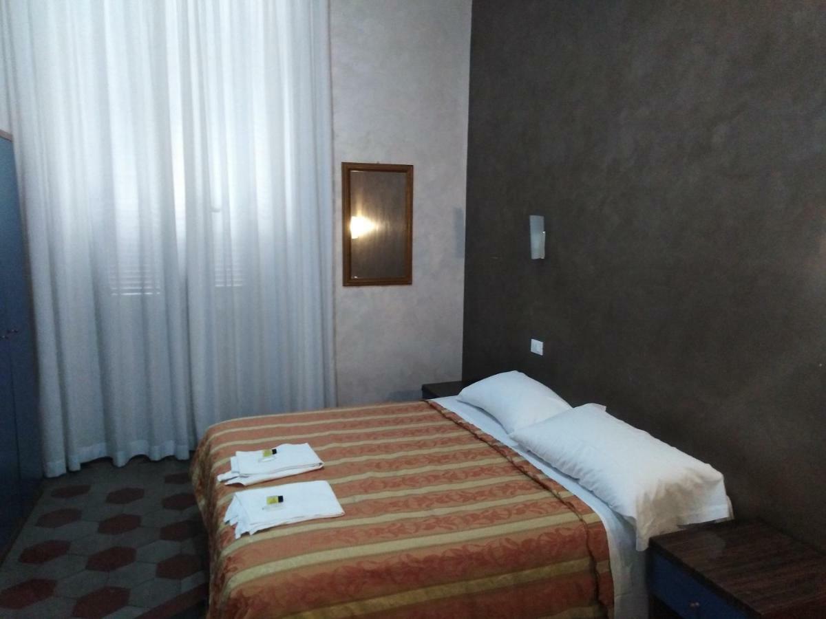 רומא Gloria Apartment מראה חיצוני תמונה